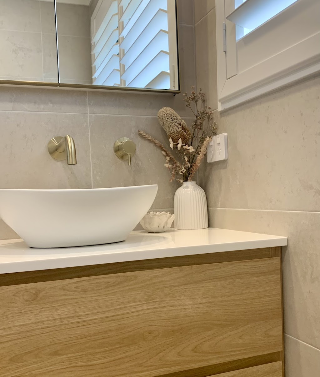 Rising Electrical | 56 Elizabeth Bay Dr, Lake Munmorah NSW 2259, Australia | Phone: 0434 016 131