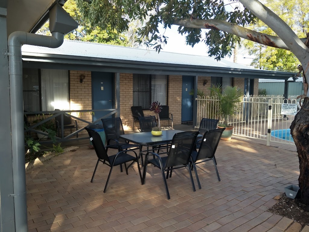 Darling River Motel | 74 Mitchell St, Bourke NSW 2840, Australia | Phone: (02) 6872 2288