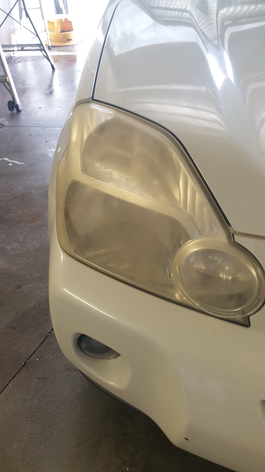Newcastle Headlight Restoration | car wash | 6 Leo Lewis Cl, Toronto NSW 2283, Australia | 0249598300 OR +61 2 4959 8300