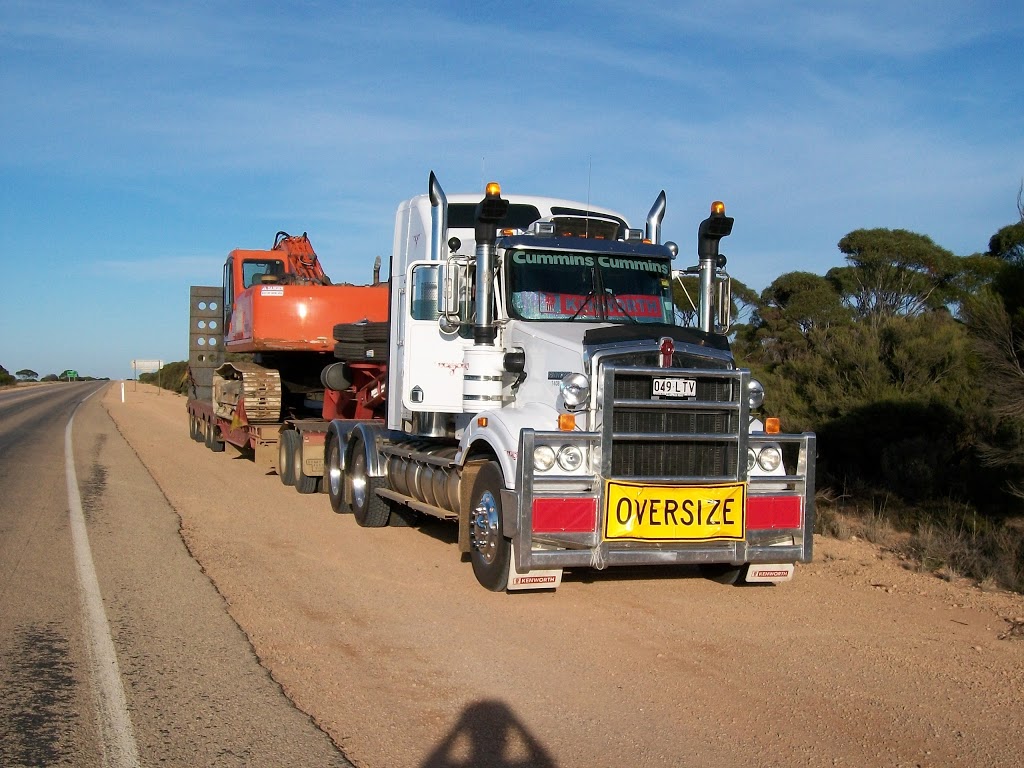 Ringers Haulage | 68/66-70 Webb Dr, Bohle QLD 4818, Australia | Phone: (07) 4774 4428