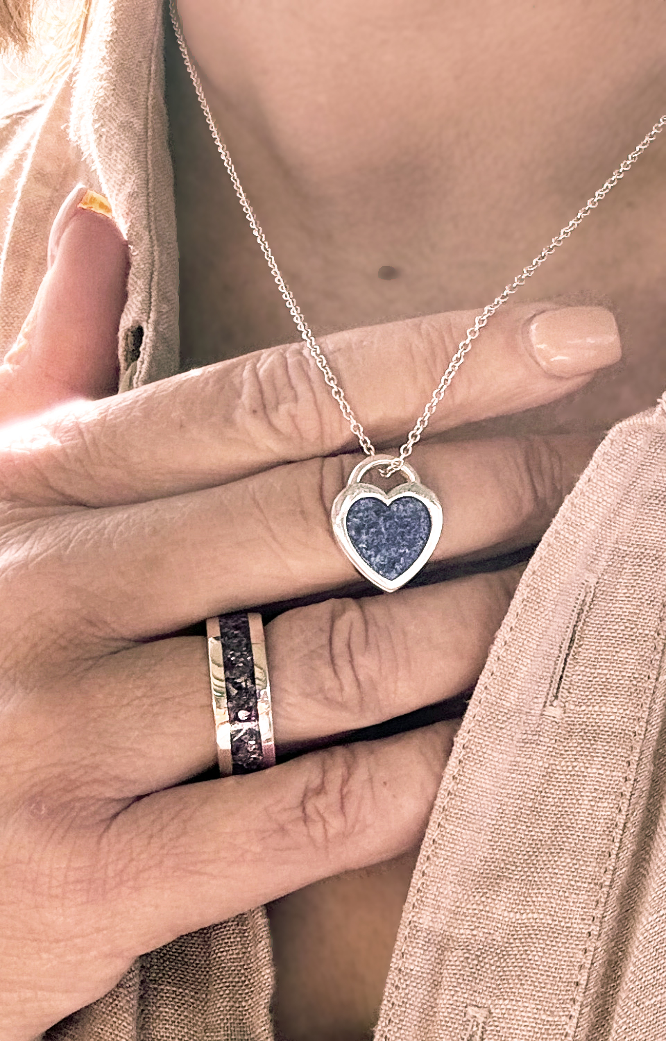 Uneik Jewellery | Greenhalghs Rd, Bunkers Hill VIC 3356, Australia | Phone: 1300 923 330