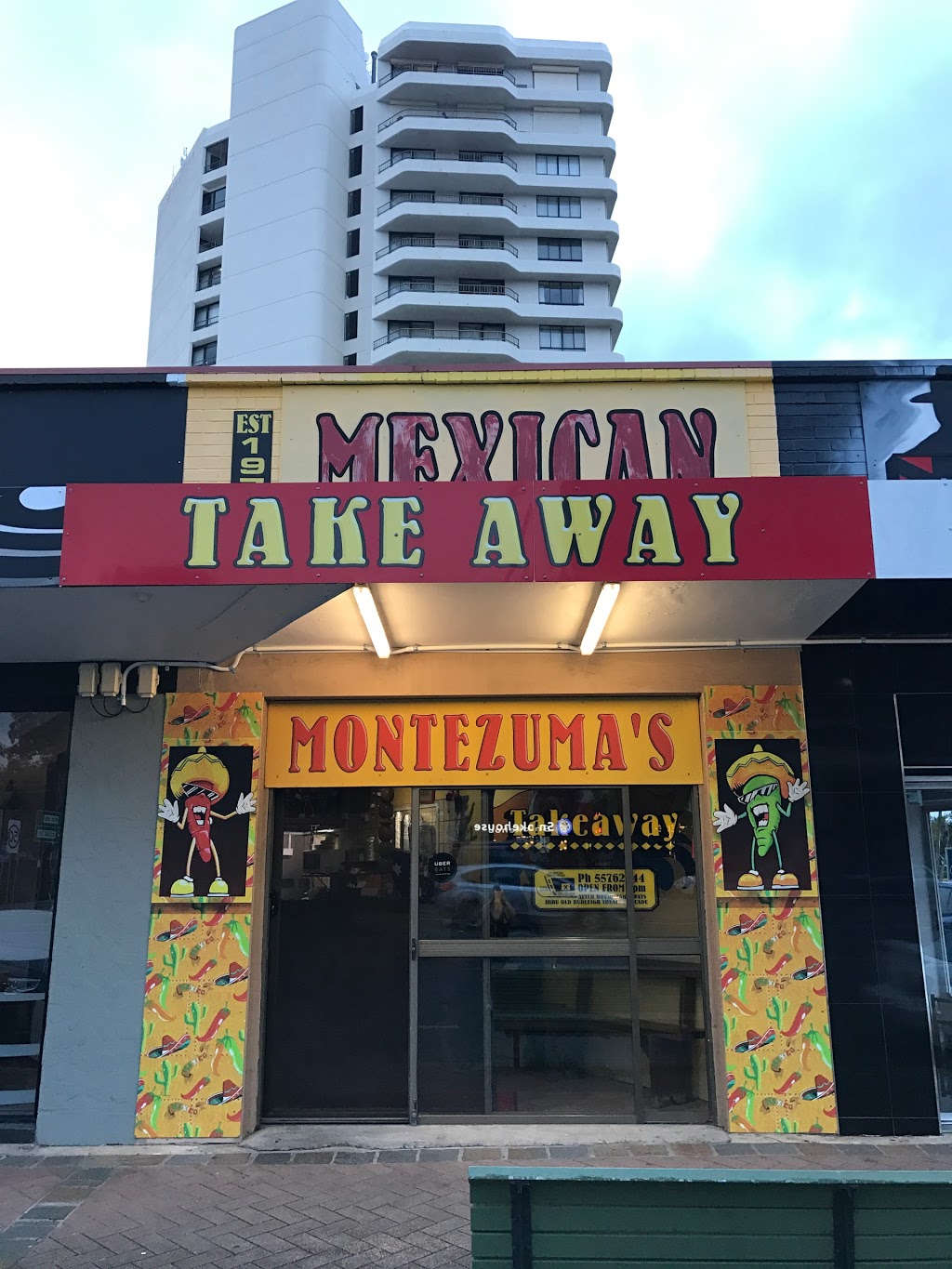 Montezumas takeaway | meal takeaway | 1823 Gold Coast Hwy, Burleigh Heads QLD 4220, Australia | 0755762844 OR +61 7 5576 2844
