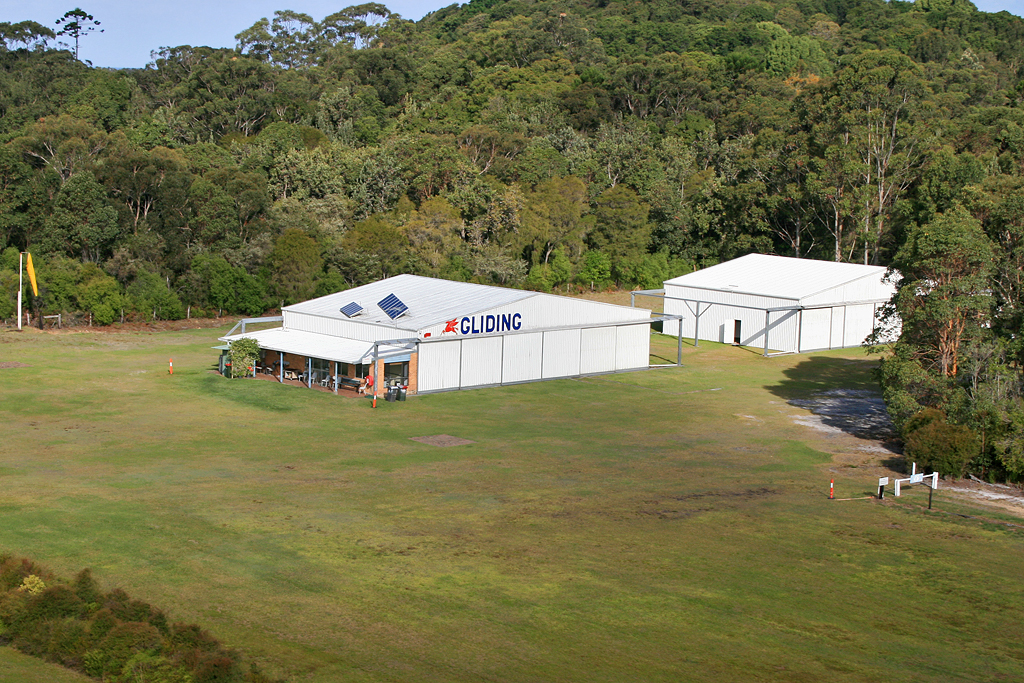Byron Gliding Club | university | Old Brunswick Road, Tyagarah NSW 2481, Australia | 0400553642 OR +61 400 553 642