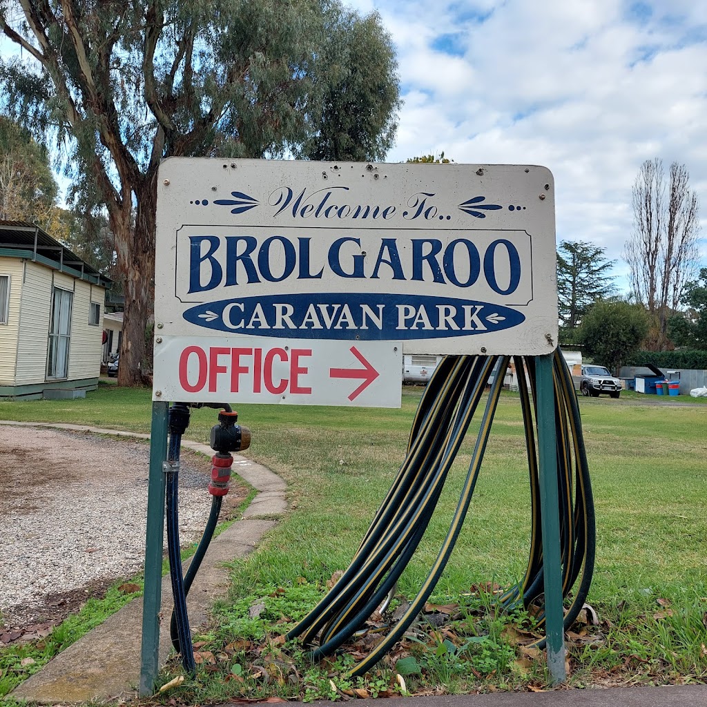 Brolgaroo Caravan Park | 13-17 Banker St, Barooga NSW 3644, Australia | Phone: (03) 5873 4331