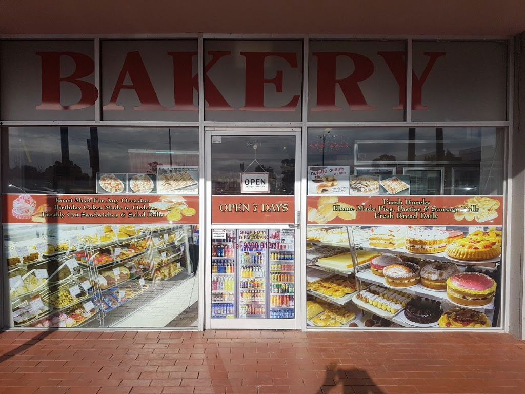 Taylors Lakes Bakery | bakery | Taylors Lakes Shopping Centre, 11/3 Melton Highway, Shop No. 3, Taylors Lakes VIC 3038, Australia | 0393909131 OR +61 3 9390 9131