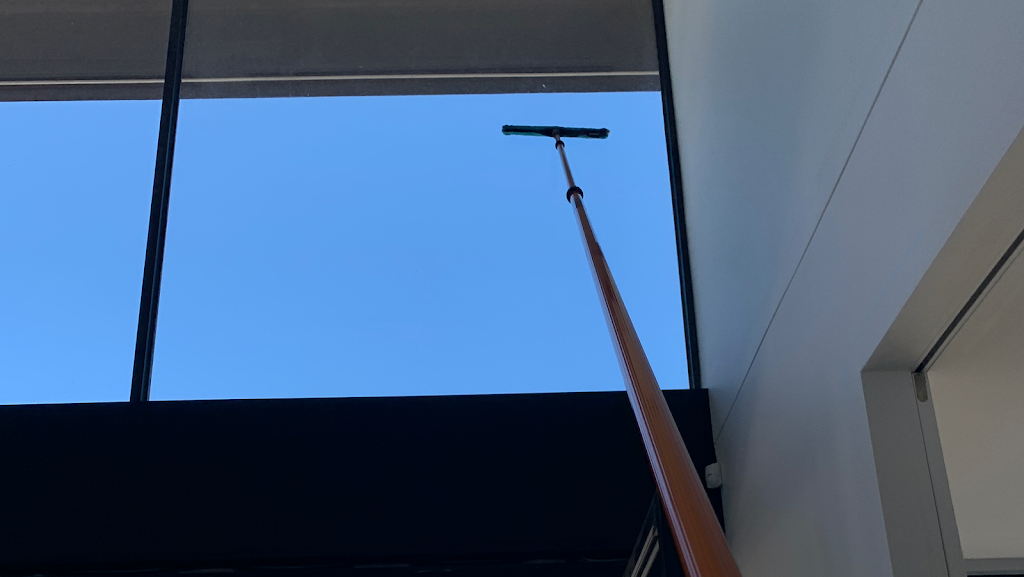 Window & Pressure Cleaning Doreen | 58 Vantage Point Blvd, Doreen VIC 3754, Australia | Phone: 0401 351 813