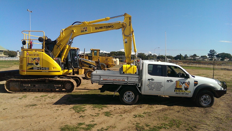 LnS Excavations Earthmoving and Civil Works | general contractor | 12 Belford Dr, Wellington Point QLD 4160, Australia | 0432507182 OR +61 432 507 182