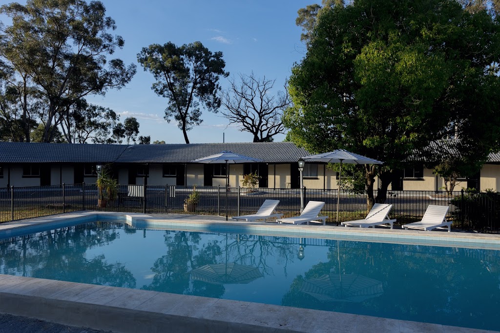 Mu S Boutique Motel | 9318 Newell Hwy, Coonabarabran NSW 2357, Australia | Phone: (02) 6842 1766