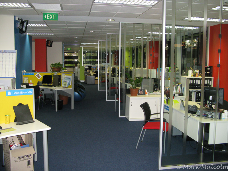 Peninsula Office Interiors | 24 Creer Pl, Narraweena NSW 2099, Australia | Phone: 0417 275 814