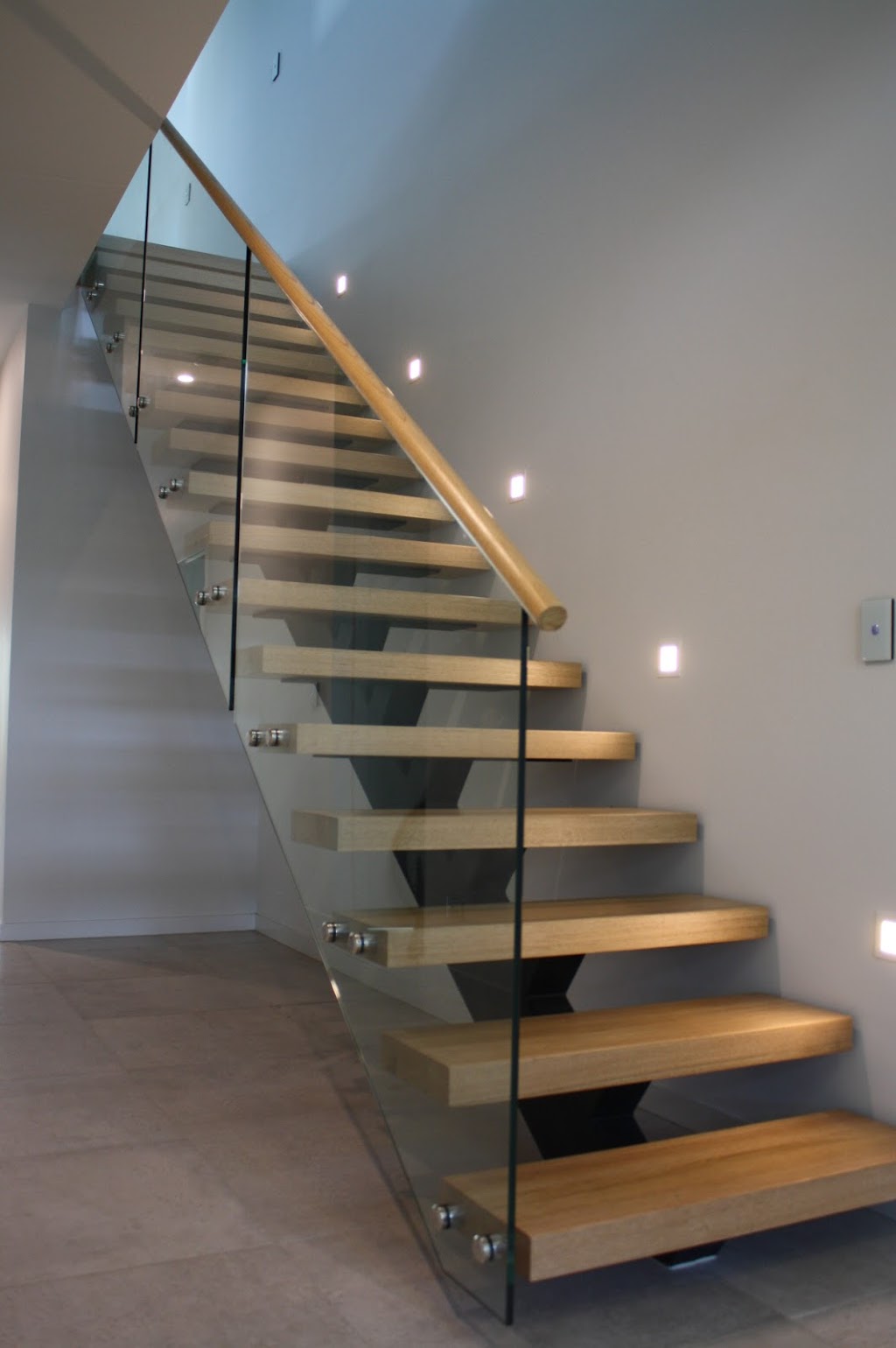 Everlast Balustrading & Welding Services | 25 Stammers Rd, Traralgon VIC 3844, Australia | Phone: 0439 361 471