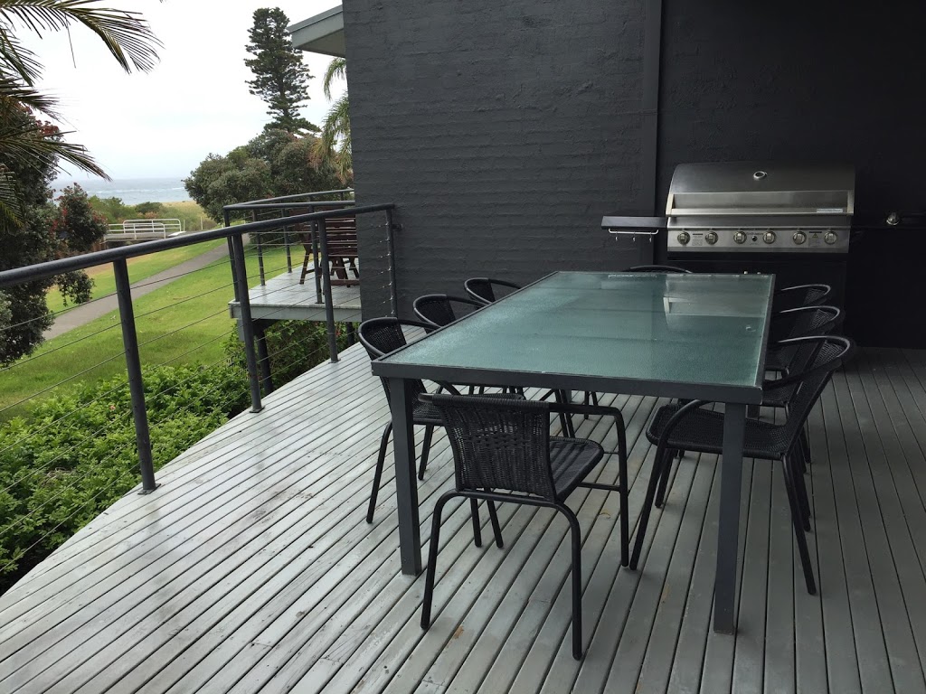 Beach House @ Kendalls | lodging | 29 Bonaira St, Kiama NSW 2533, Australia