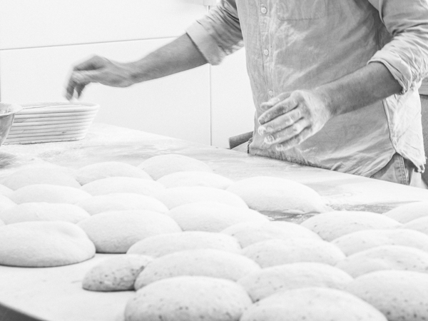 Black Cockatoo Bakery | 1 Staples Cres, Lawson NSW 2783, Australia | Phone: 0415 838 403