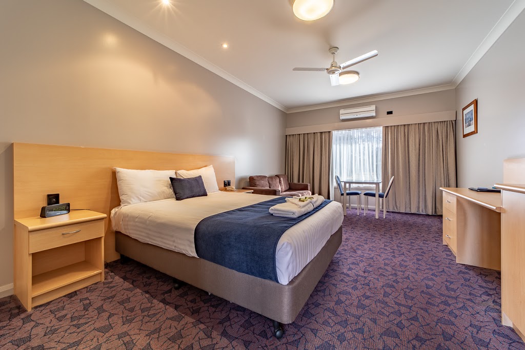 Albert Motel | Cnr Albert and, Morton St, Moree NSW 2400, Australia | Phone: (02) 6751 1040