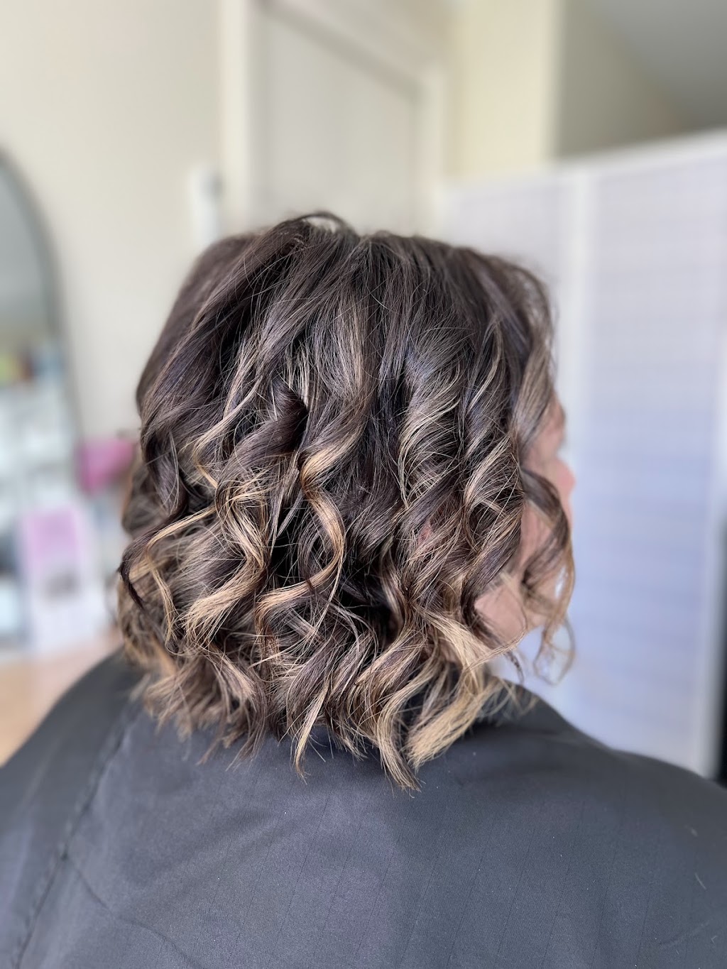 Stay Wild Hair & Beauty | 18 Rutherglen Ave, Hobartville NSW 2753, Australia | Phone: (02) 4572 8536