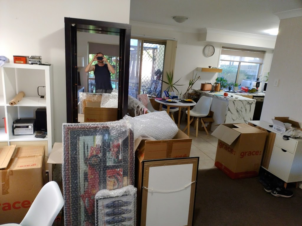 Effortless Moves | 62 Victor St, Runcorn QLD 4113, Australia | Phone: 0413 868 035