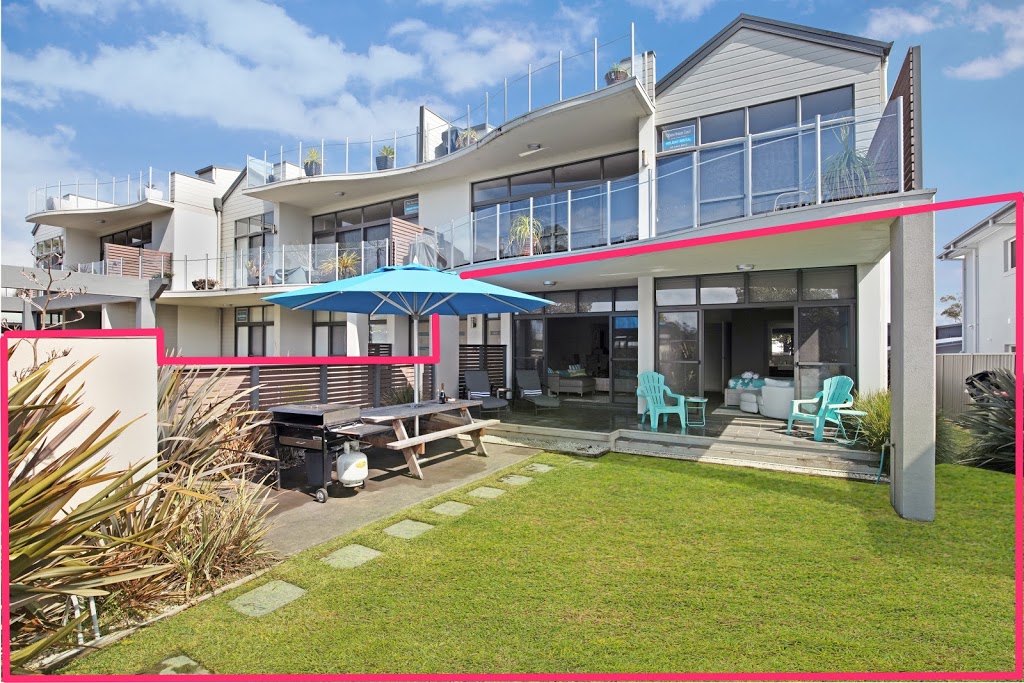Serenity Shores | Jervis Bay Rentals | lodging | Unit 1/33 Hawke St, Huskisson NSW 2540, Australia | 0244076007 OR +61 2 4407 6007