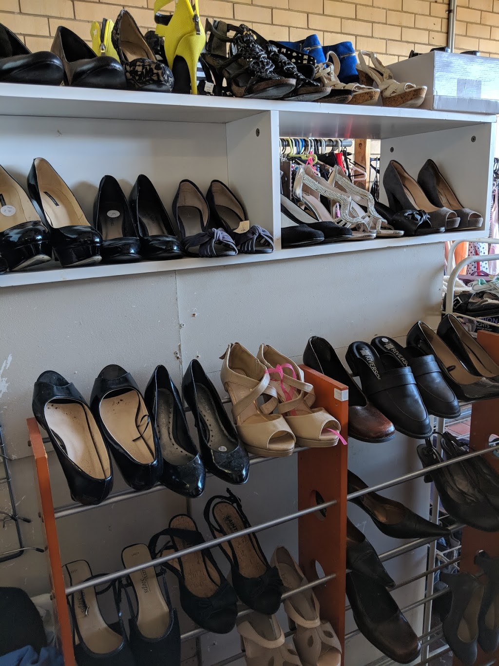 Hope Charity Shop | 6 Williams St, Coolum Beach QLD 4573, Australia | Phone: 0479 117 628