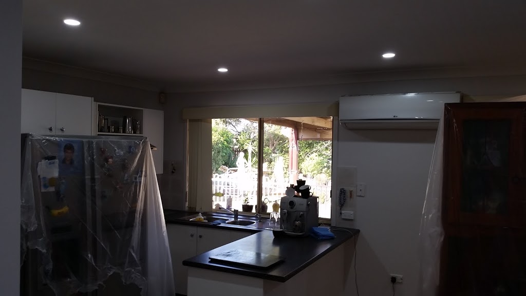 Aussie Brush Painting and Decorating | 252 Ash Rd, Prestons NSW 2170, Australia | Phone: 0415 229 709