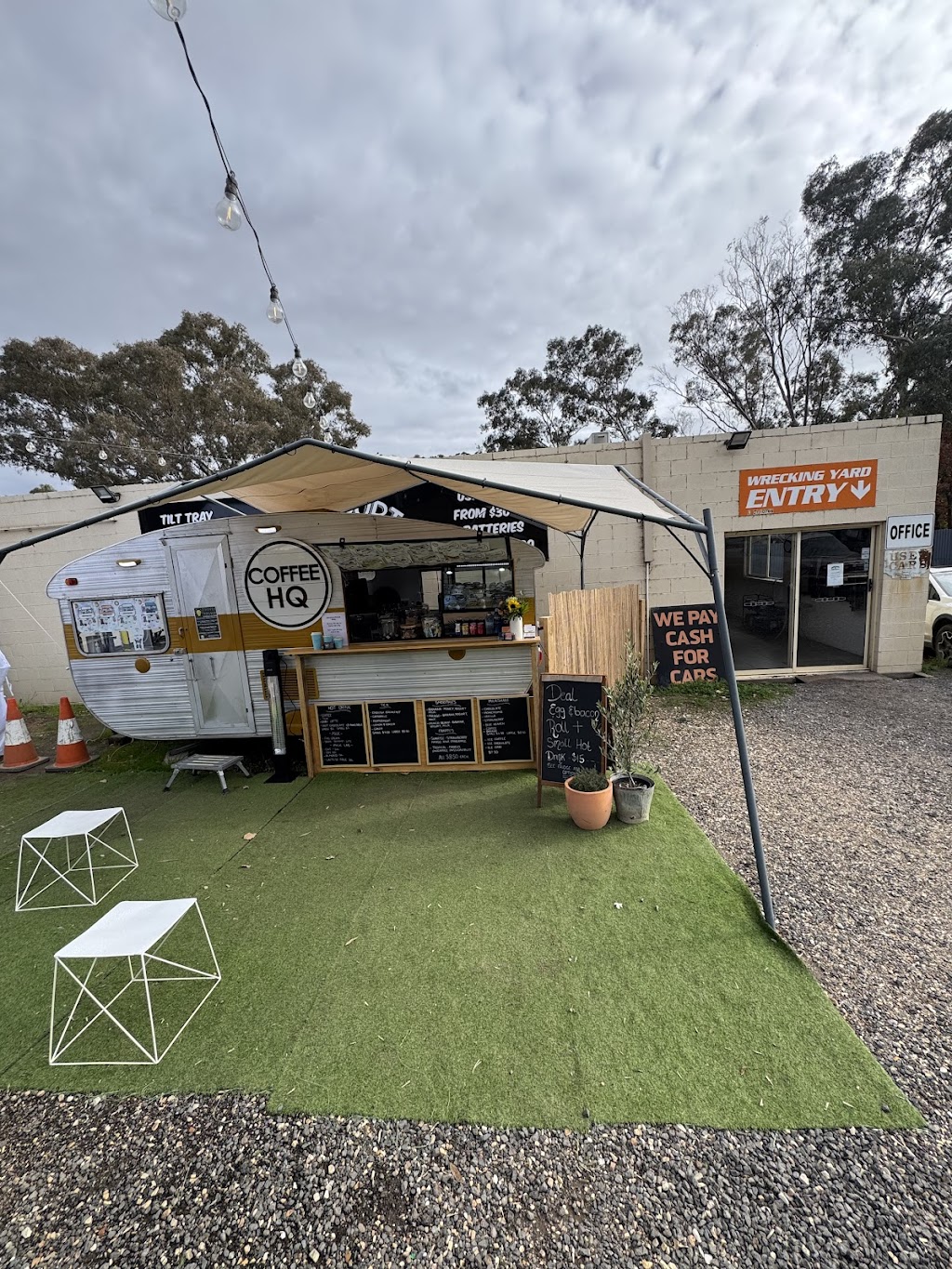 Coffee hq Barkers creek | 8653 Midland Hwy, Barkers Creek VIC 3451, Australia | Phone: 0407 570 282