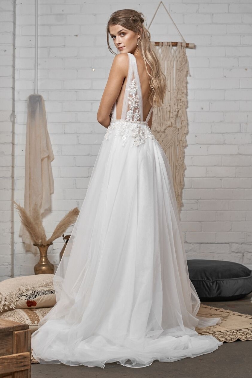 Brides in Love | clothing store | 30 Toohey Rd, Wetherill Park NSW 2164, Australia | 0297574166 OR +61 2 9757 4166
