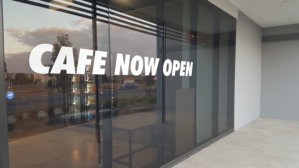 The Whitfield Grind Cafe | cafe | 7A Whitfield Boulevard, Cranbourne West VIC 3977, Australia