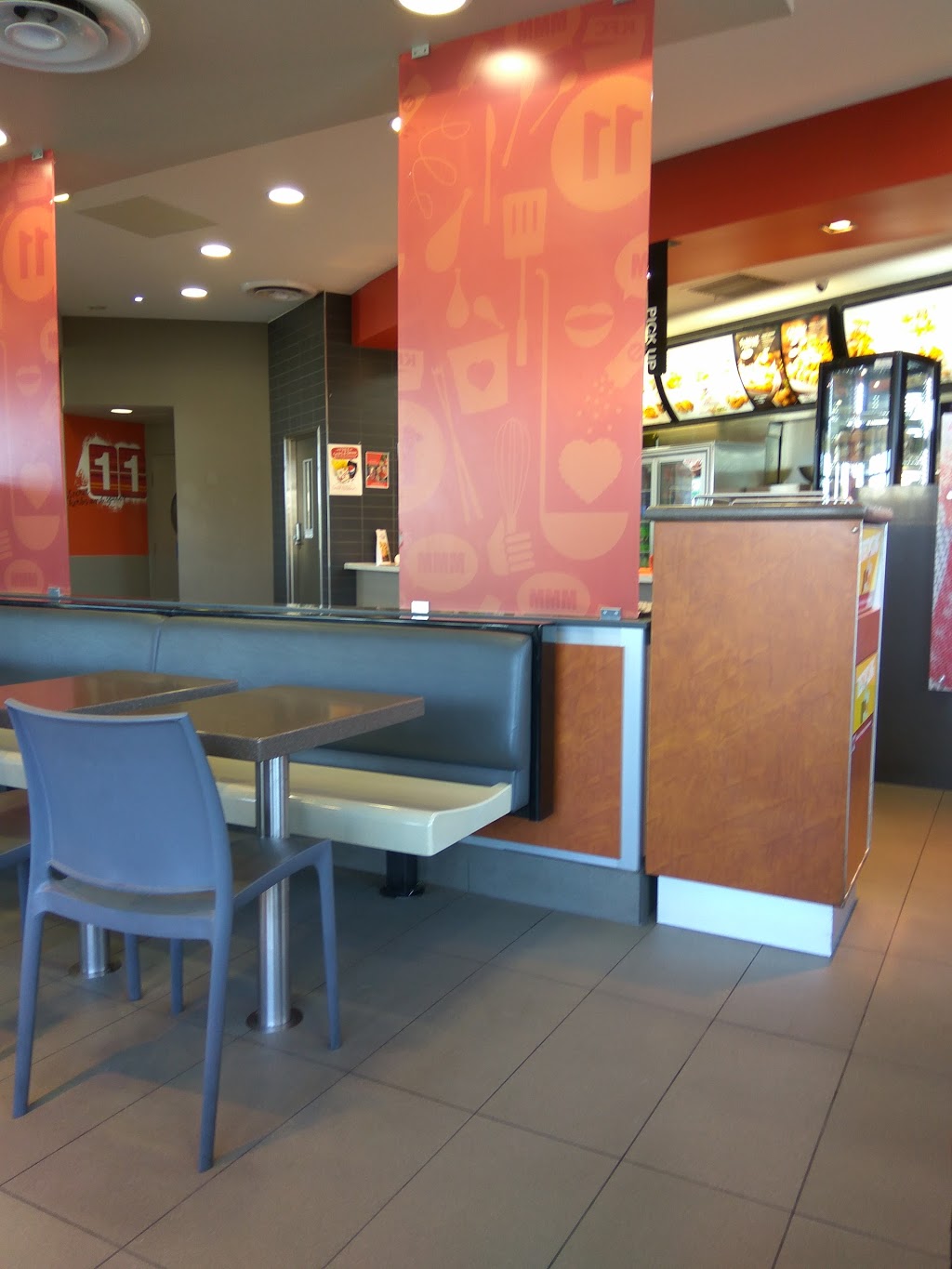KFC North Geelong | meal takeaway | 414-418 Melbourne Rd, Norlane VIC 3214, Australia | 0352773044 OR +61 3 5277 3044