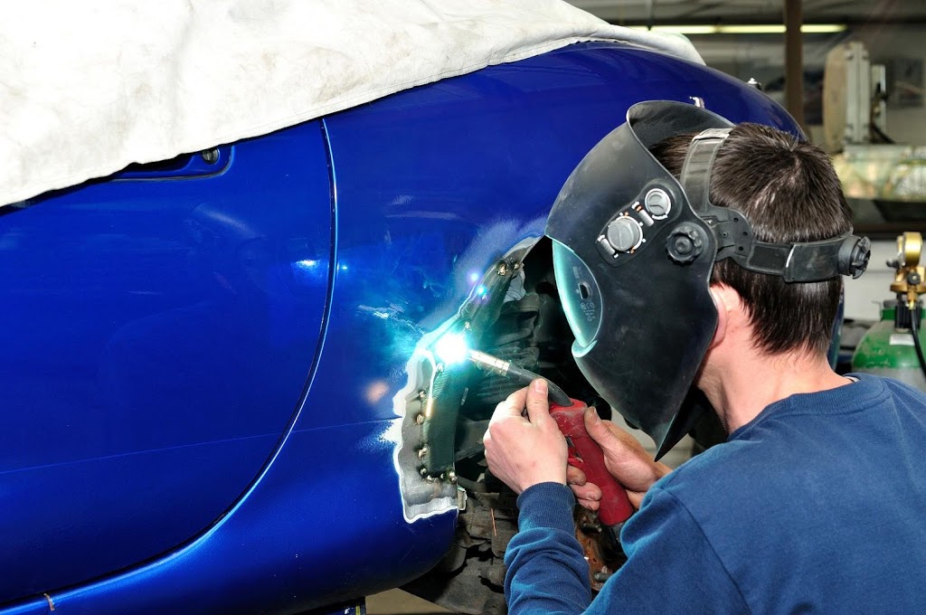 Fawkner Body Repairs | 1259 Sydney Rd, Fawkner VIC 3060, Australia | Phone: (03) 9359 9417