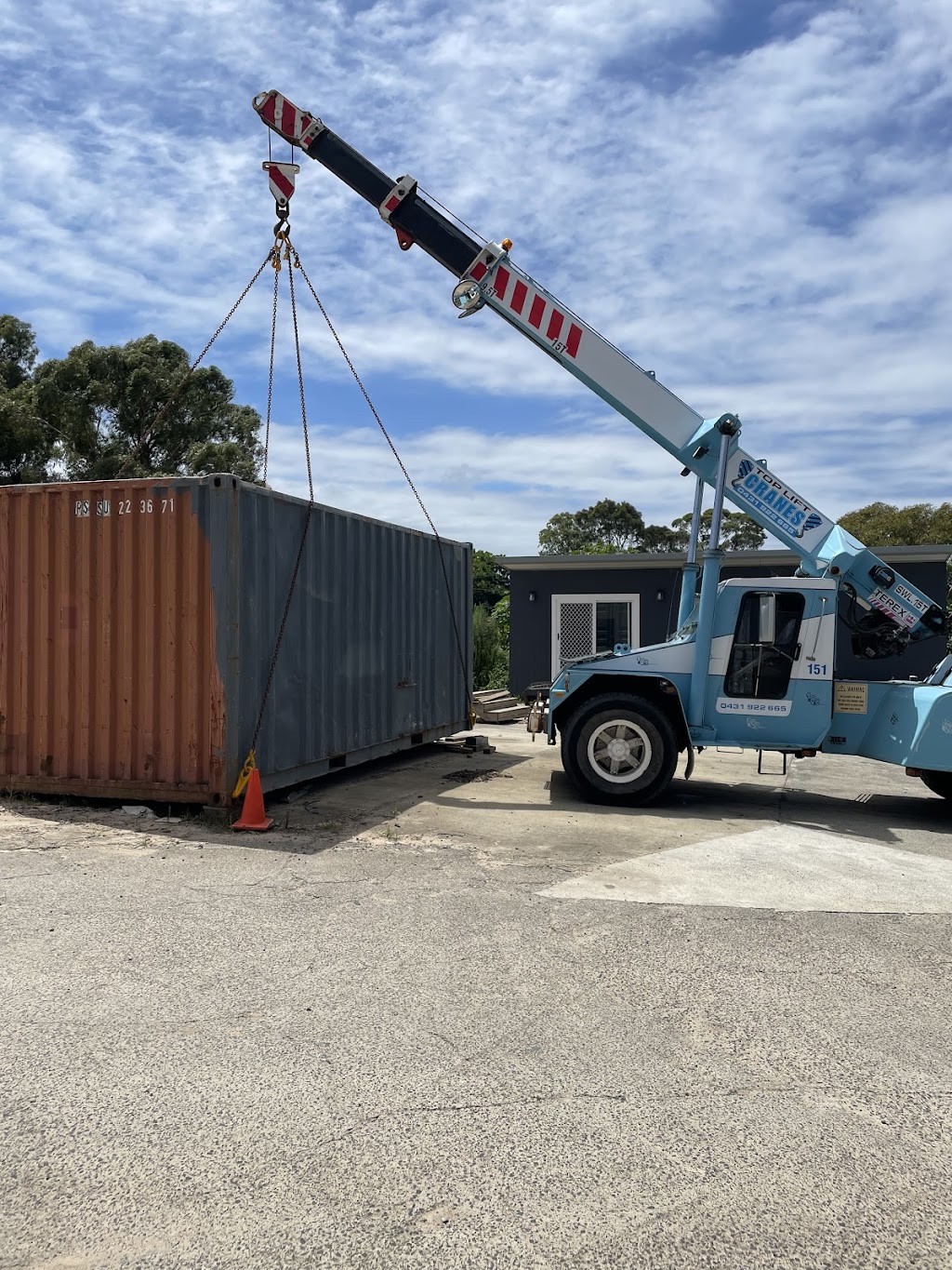 Top lift cranes |  | 296 Old Bar Rd, Pampoolah NSW 2430, Australia | 0431922665 OR +61 431 922 665