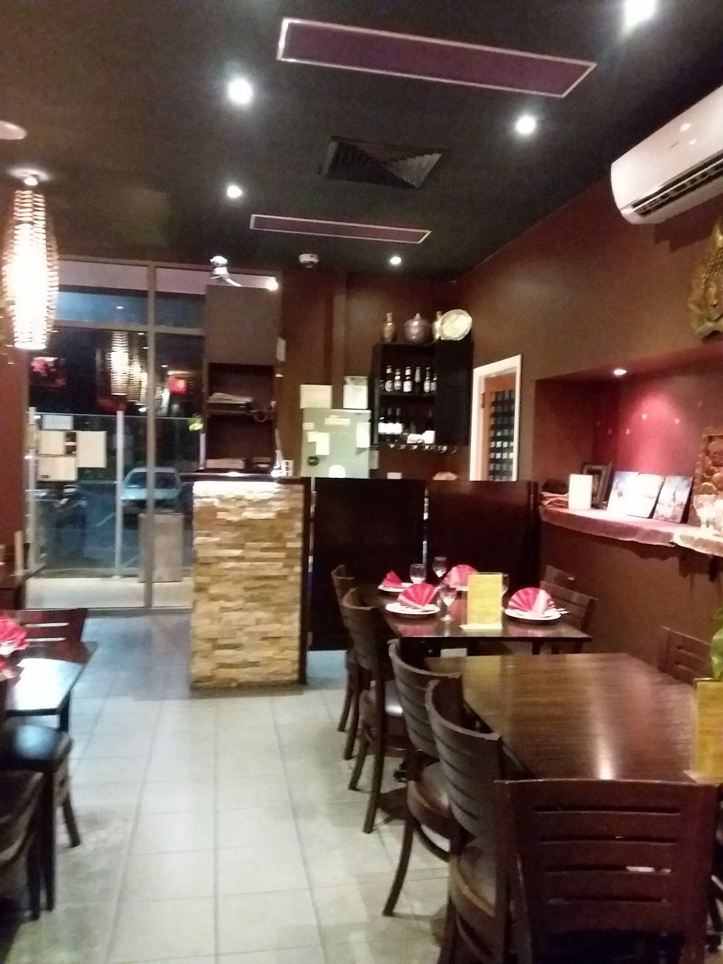 Rich Chilli Thai Restaurant | 2/1-9 Mareeba Way, Craigieburn VIC 3064, Australia | Phone: (03) 9333 7888