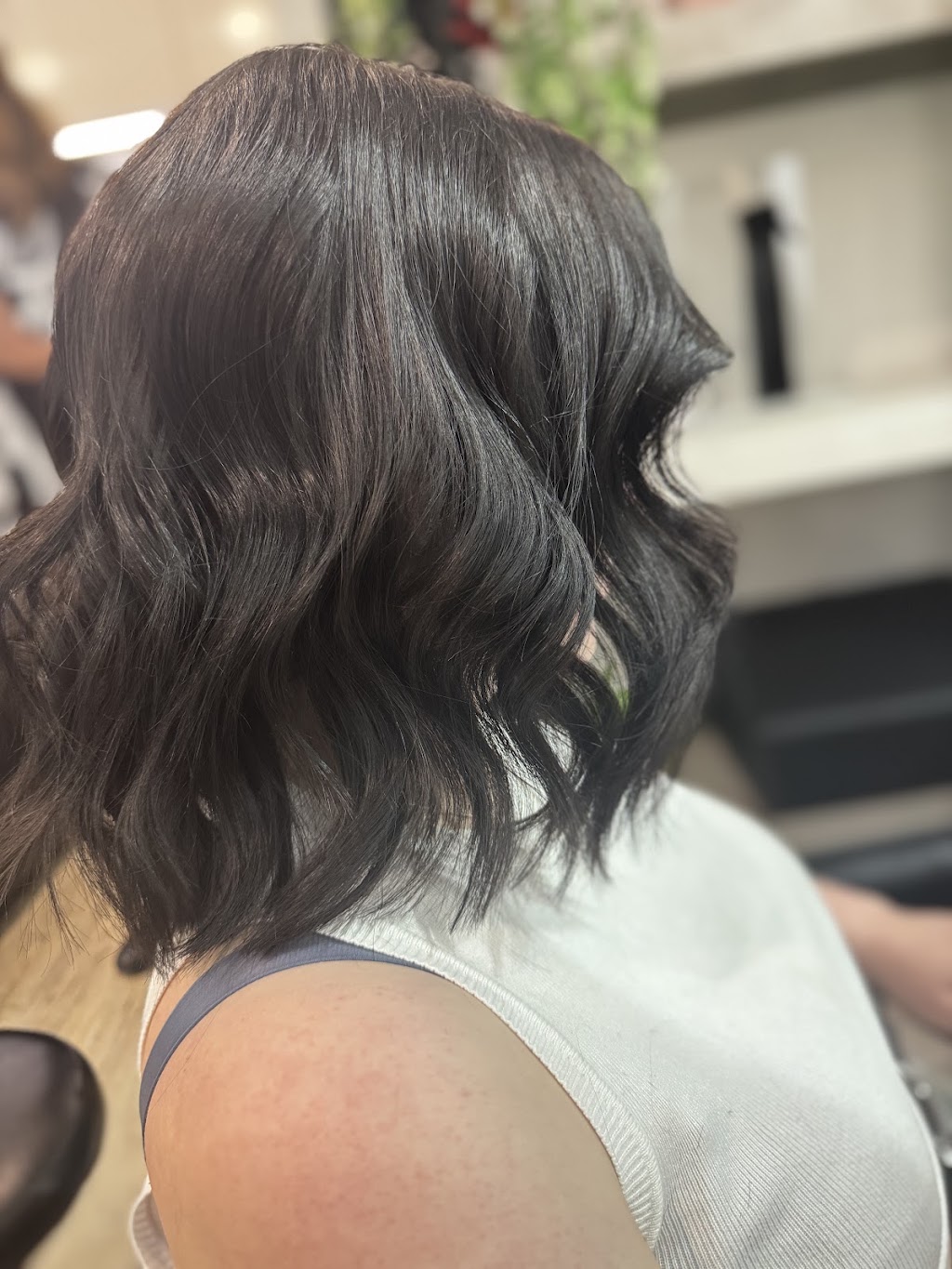 Edge And Embrace Hair Salon | 148/267 High St, Kangaroo Flat VIC 3555, Australia | Phone: (03) 5449 6964