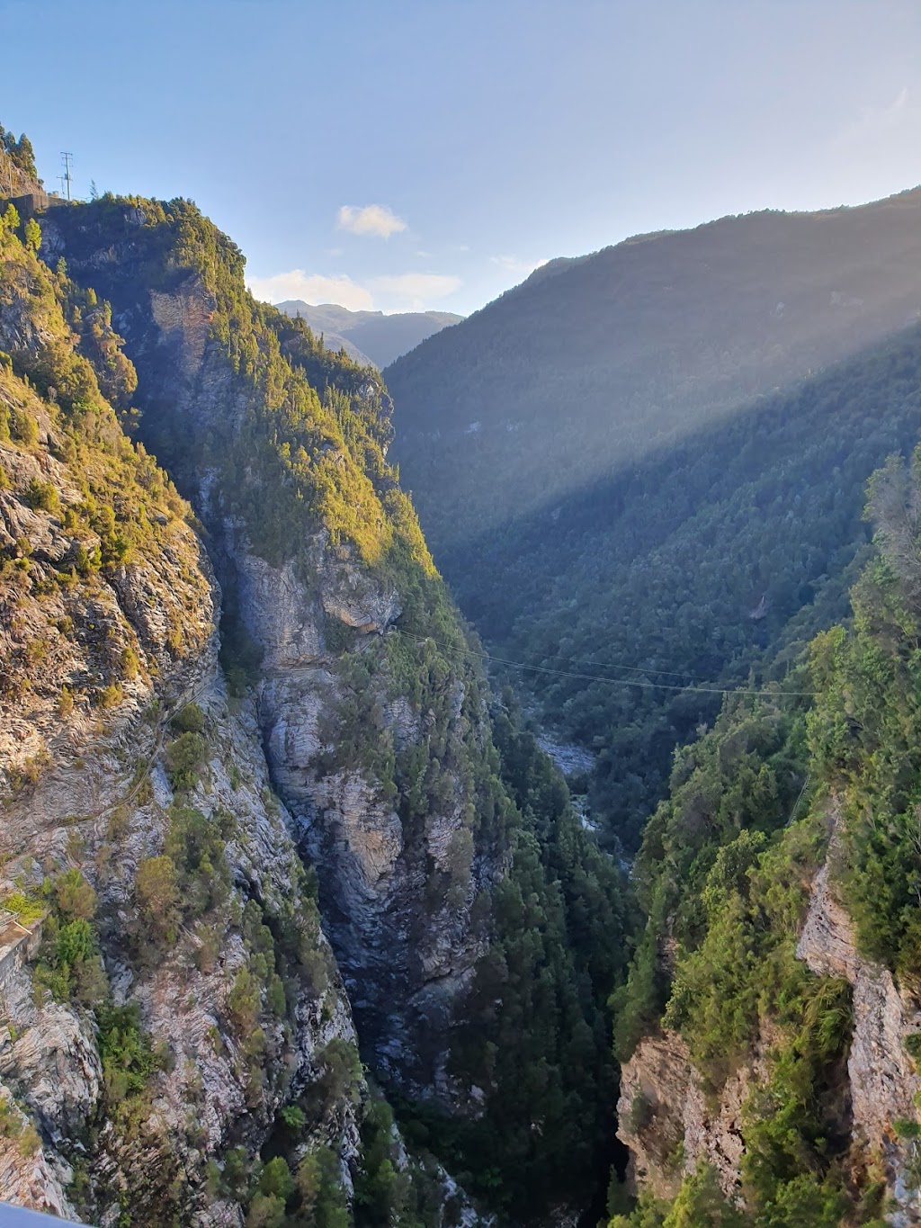 Gordon Dam | tourist attraction | Gordon River Rd, Strathgordon TAS 7139, Australia | 0362305111 OR +61 3 6230 5111