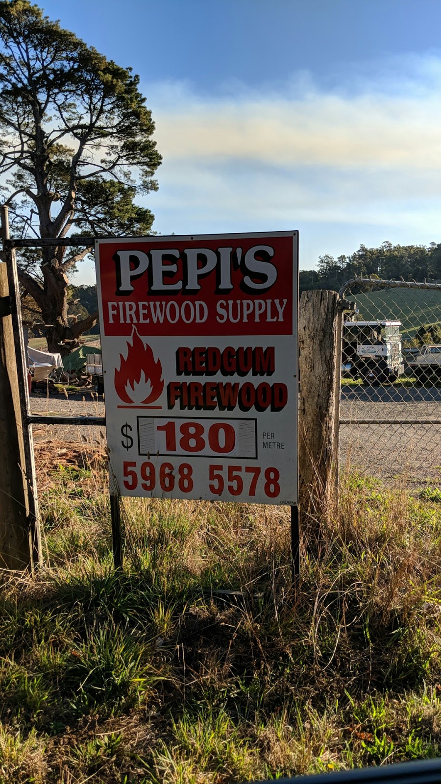 Pepis Firewood Supply | 24 Beaconsfield-Emerald Rd, Emerald VIC 3782, Australia | Phone: 59685578