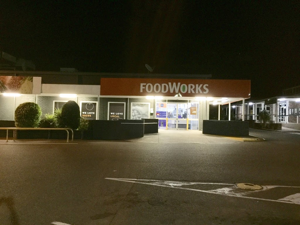 Foodworks South Gladstone | 119 Toolooa St, South Gladstone QLD 4680, Australia | Phone: 07 4837 7120