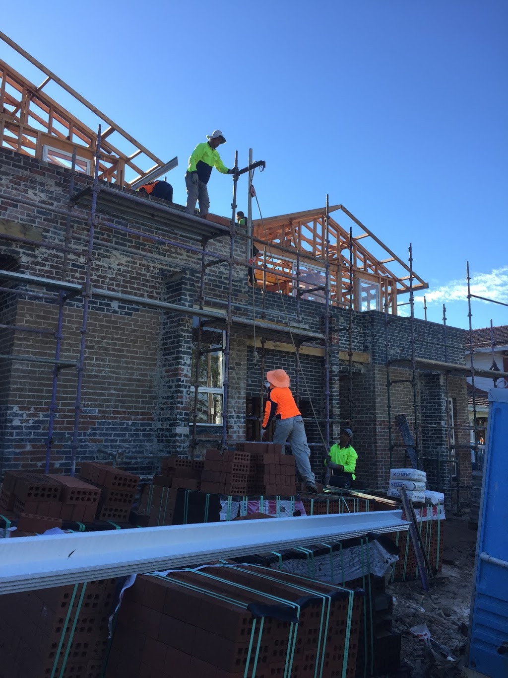 Lahnton Constructions-Builder | 2 Milton Ave, Eastwood NSW 2122, Australia | Phone: 0476 222 777