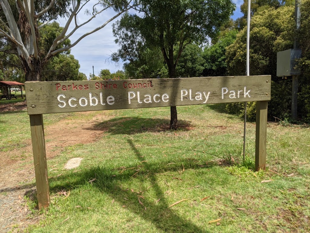 Scoble Place Play Park | 11 Scoble Pl, Parkes NSW 2870, Australia