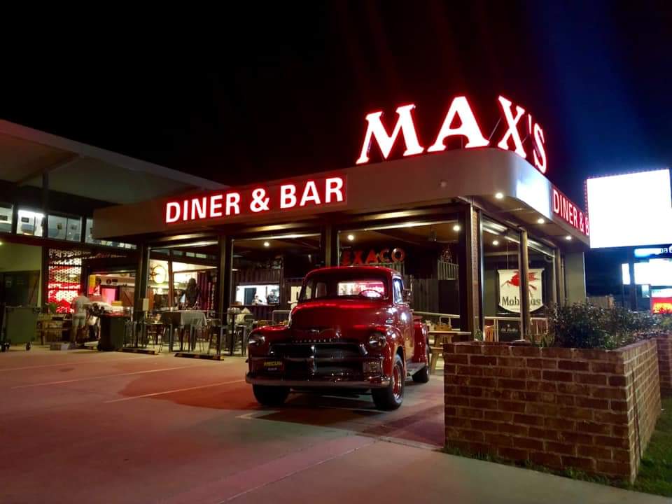 Maxs Diner and Bar | restaurant | 28 Main St, Narangba QLD 4504, Australia