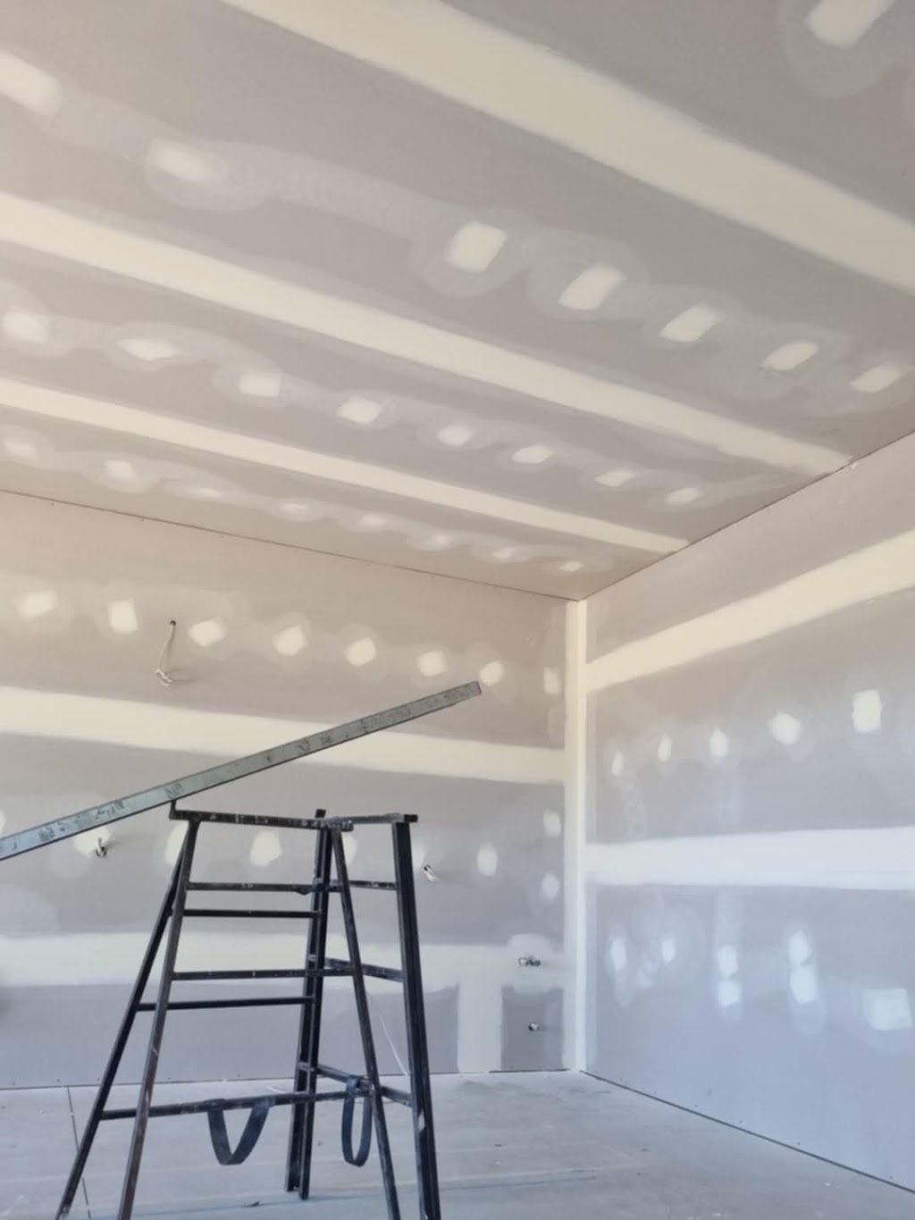 Cheeds plaster Linings | 1 Andrew St, Singleton NSW 2330, Australia | Phone: 0417 432 799