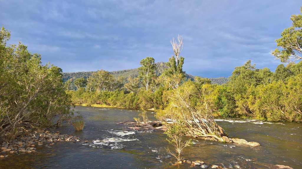 Broadwater Bridge (Mann River) | park | Hanging Rock Rd, Coombadjha NSW 2460, Australia