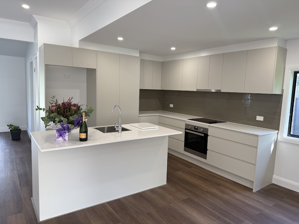 Coastline Building and maintenance services | 9 Parklands Cl, Bateau Bay NSW 2261, Australia | Phone: 0405 387 661