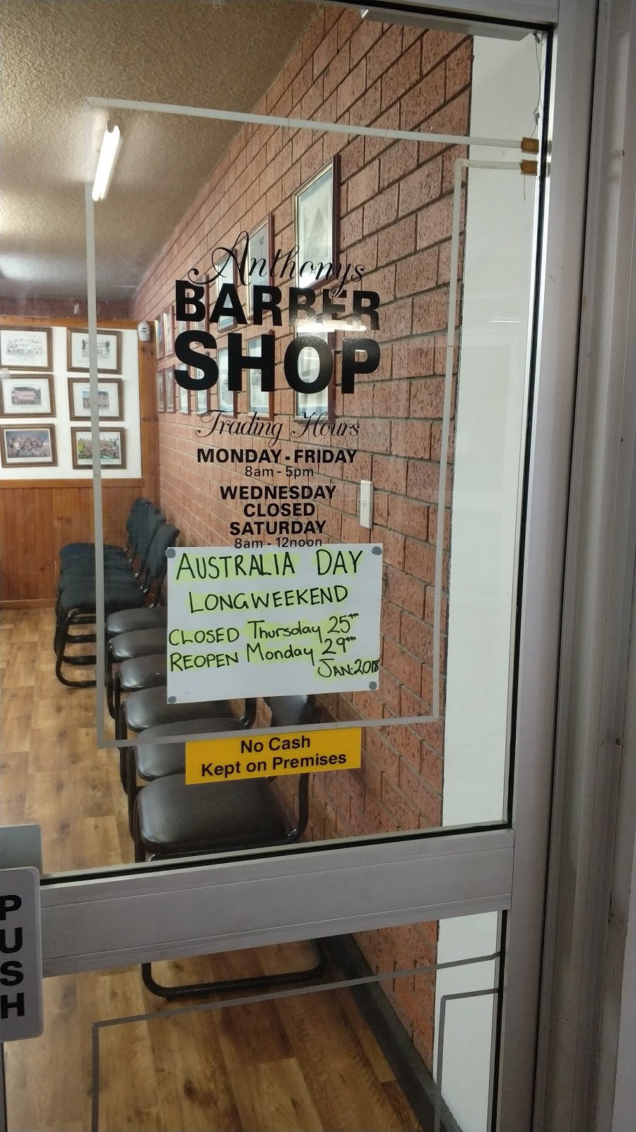 Anthonys Barber Shop | hair care | Shop 3/146 Tongarra Rd, Albion Park NSW 2527, Australia | 0438518602 OR +61 438 518 602
