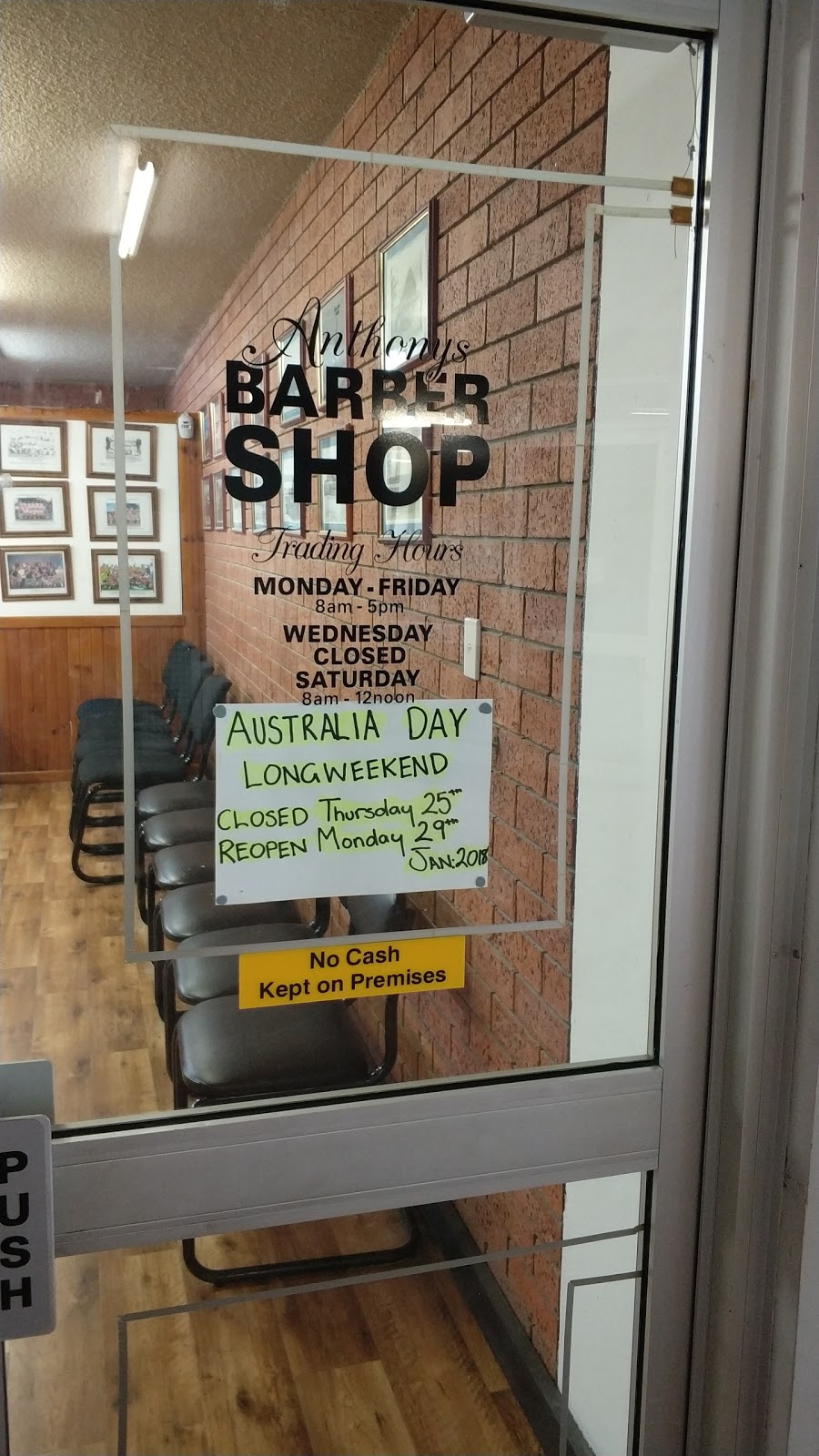 Anthonys Barber Shop | Shop 3/146 Tongarra Rd, Albion Park NSW 2527, Australia | Phone: 0438 518 602