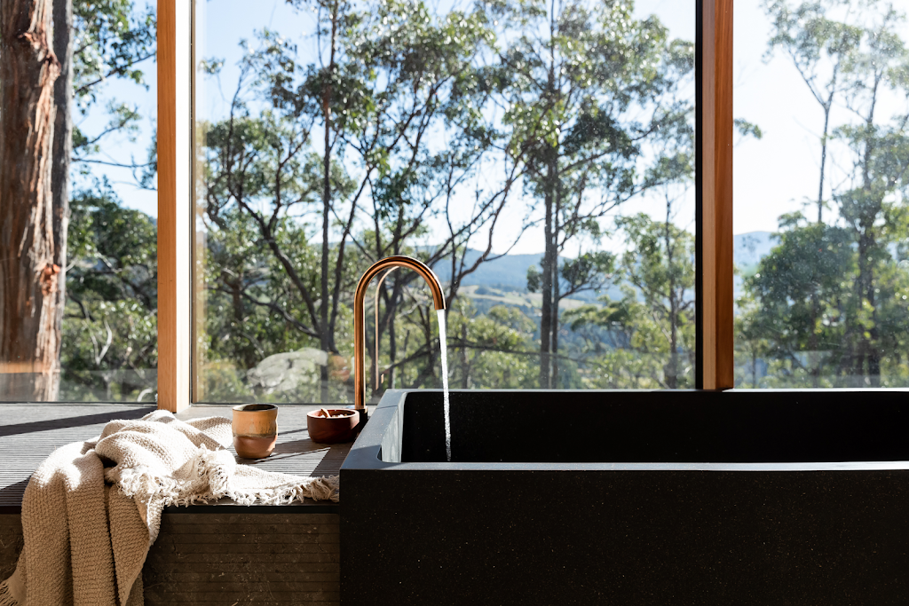 Hunter Huon Valley | 224 Sunny Hills Rd, Glen Huon TAS 7109, Australia | Phone: 0423 488 402