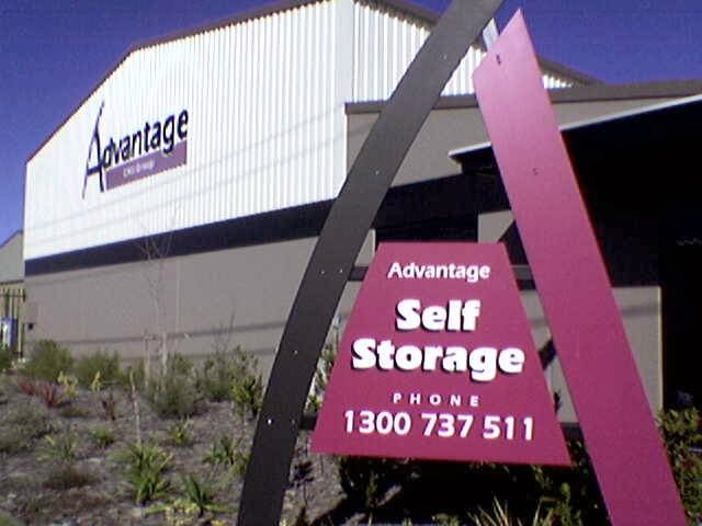 Advantage Self Storage | moving company | 4 Hinkler Ave, Rutherford NSW 2320, Australia | 1300737511 OR +61 1300 737 511