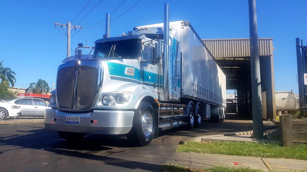 Tony Innaimo Transport | moving company | 30/40 Alfred Rd, Chipping Norton NSW 2170, Australia | 0262395955 OR +61 2 6239 5955