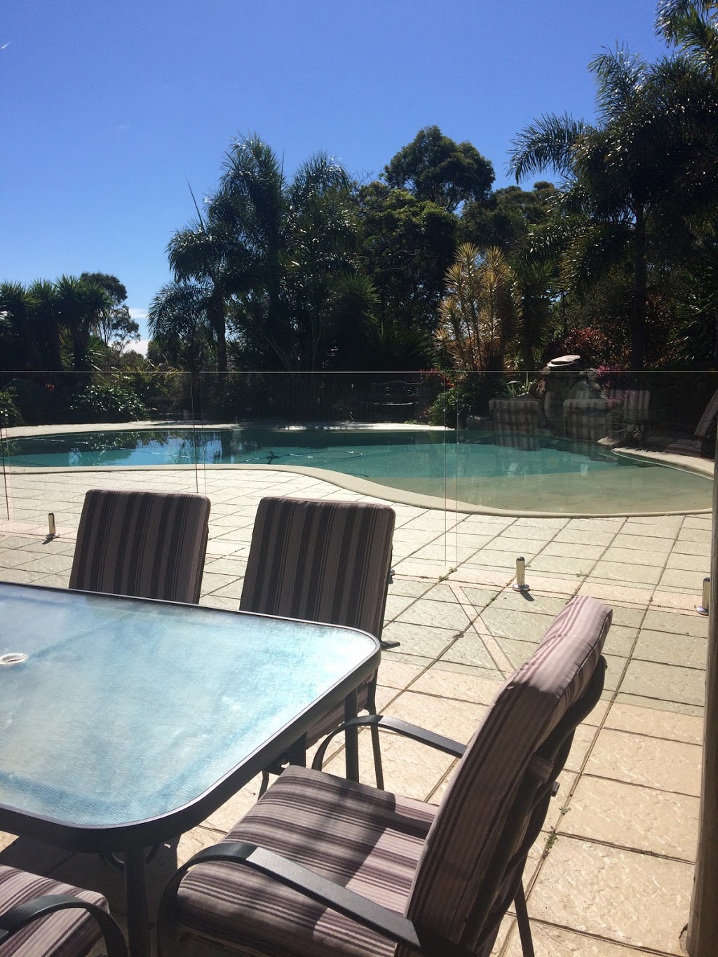 TAKURA HEIGHTS - Modern Country Apartment with Pool Access | 72 Sanctuary Hills Rd, Takura QLD 4655, Australia | Phone: 0429 067 759