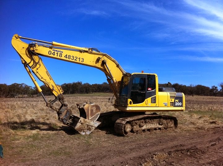 D J & G S Earthmoving | 66 Joadja St, Welby NSW 2575, Australia | Phone: (02) 4871 1523