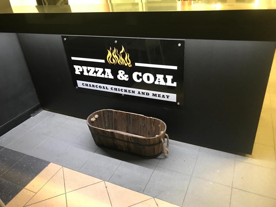 Pizza and Coal | restaurant | 6 Glengarry Dr, Duncraig WA 6023, Australia | 0892038222 OR +61 8 9203 8222