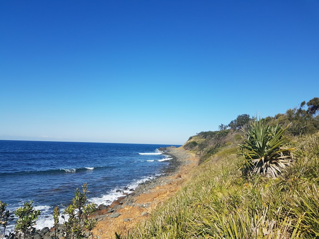 Manning Entrance State Park | park | Mudbishops Point Road, Old Bar NSW 2430, Australia | 0265913500 OR +61 2 6591 3500