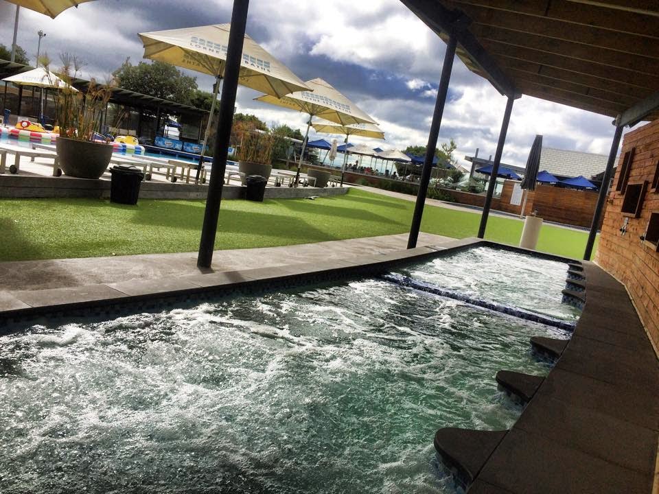 Lorne Sea Baths | 81 Mountjoy Parade, Lorne VIC 3232, Australia | Phone: (03) 5289 2077