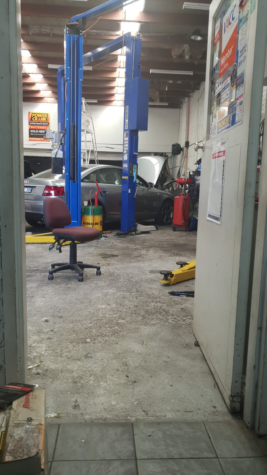 HZ Auto Electricians | car repair | 31 Norfolk Ct, Coburg North VIC 3058, Australia | 0393503848 OR +61 3 9350 3848